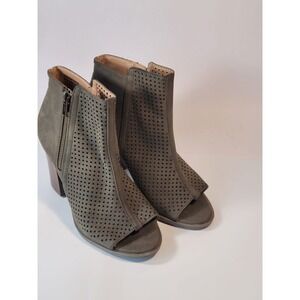 Brash Women's 6.6 Olive Green Suede Block Heel Peep Toe Zipper Ankle Booties